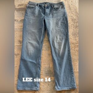 Lee Women's Light Blue Straight Leg Jeans